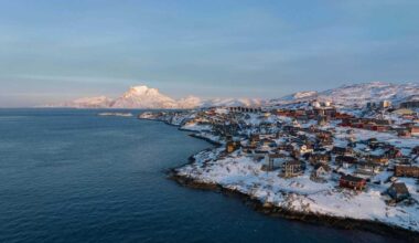 Trump’s hospital ship plan provokes defense of Greenland healthcare system
