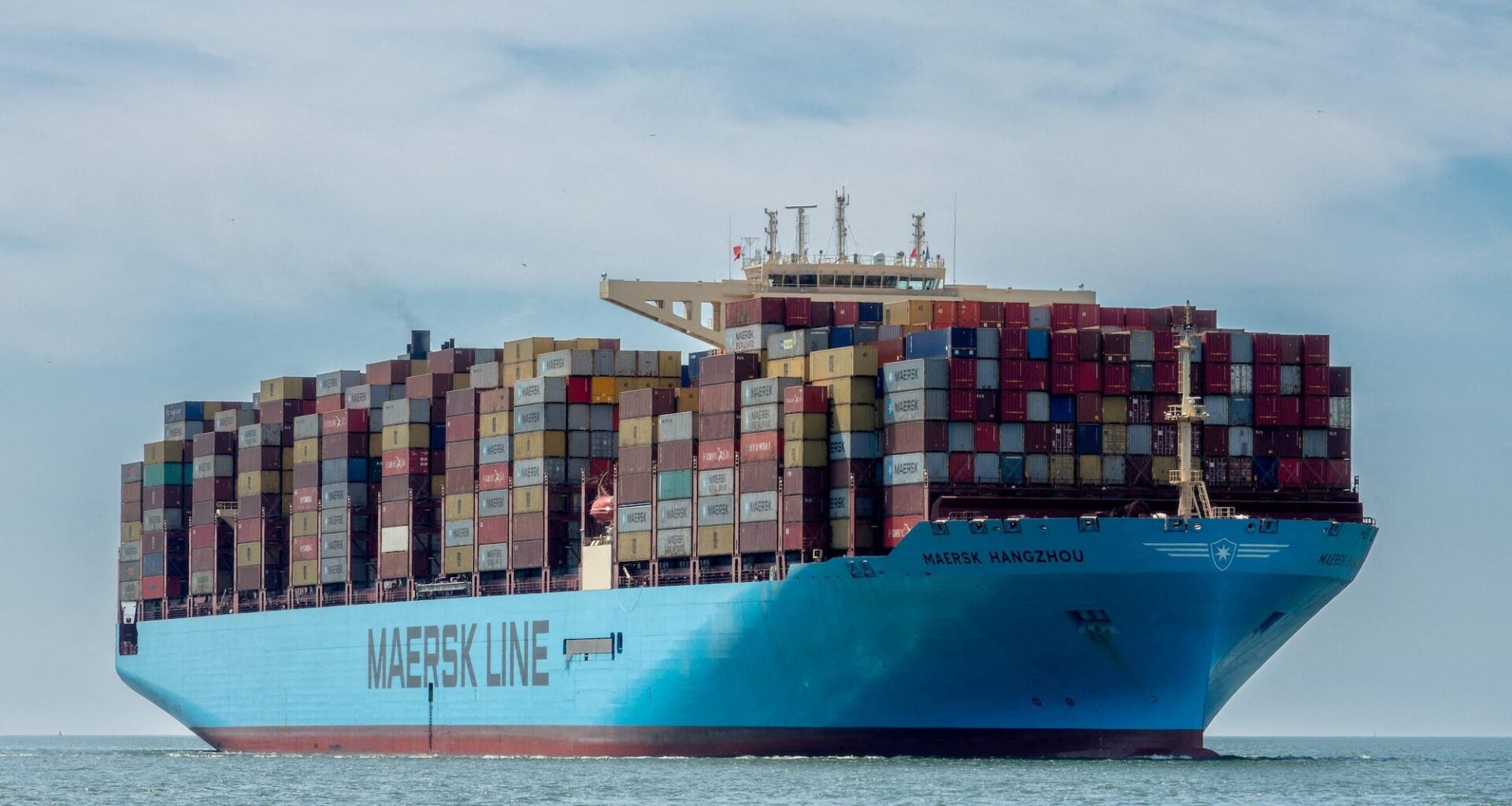 FILE PHOTO: Container vessel Maersk Hangzhou sails in the Wielingen channel, Westerschelde, Netherlands, July 15, 2018. Rene van Quekelberghe/Handout via REUTERS/File Photo