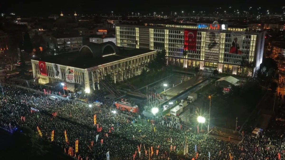 Protests, messages of solidarity, new arrests mark anniversary of İmamoğlu’s imprisonment