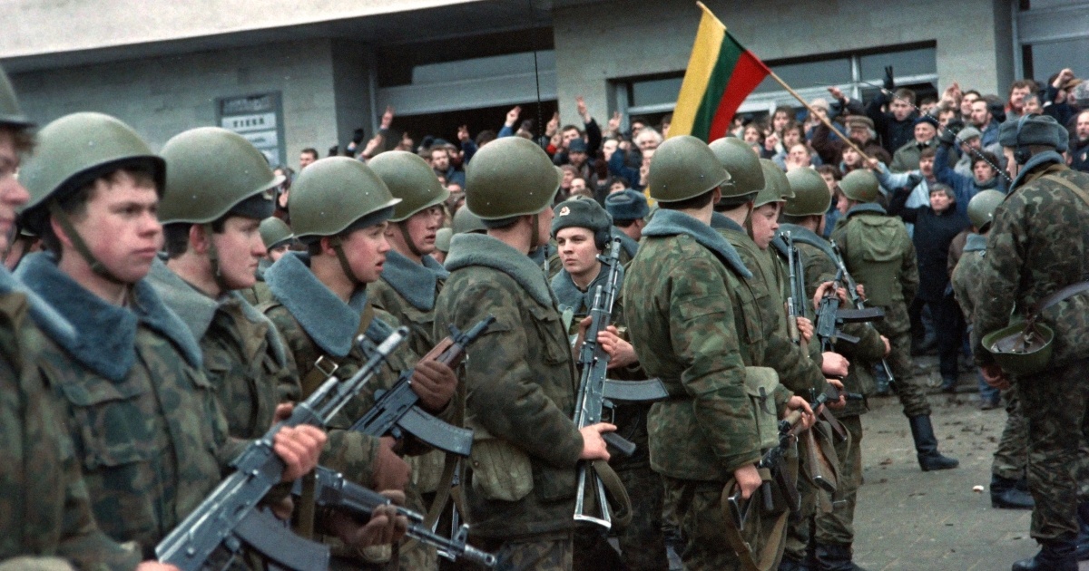 Storming of the television center in Vilnius in January 1991 — photo