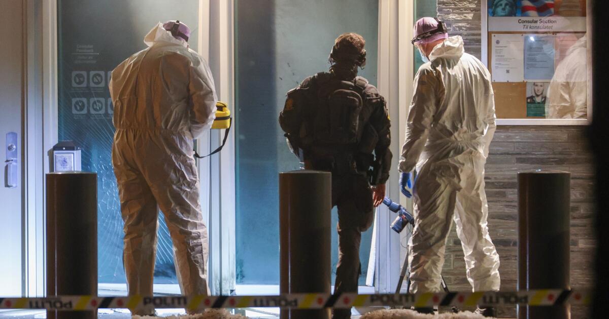 Police investigate blast outside U.S. Embassy in Oslo
