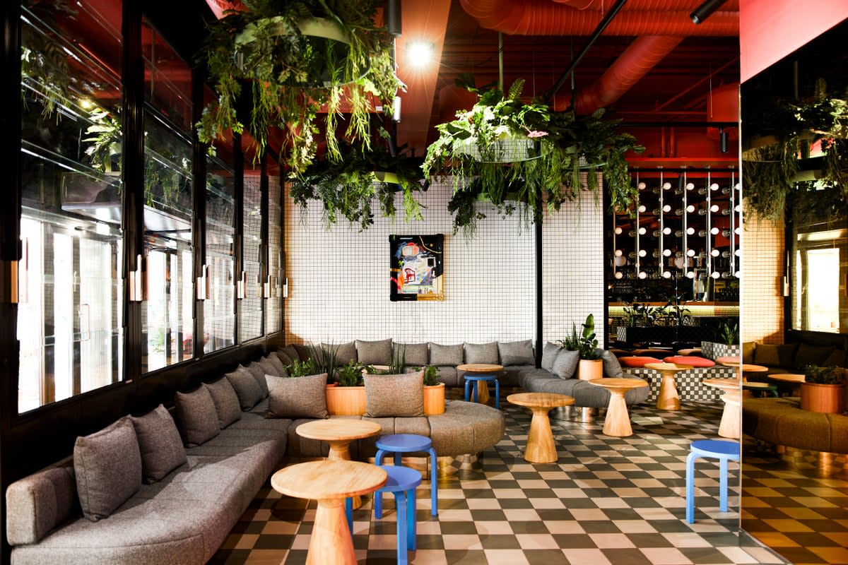 The bar at Hobo often hosts live music and DJs (Hotel Hobo)