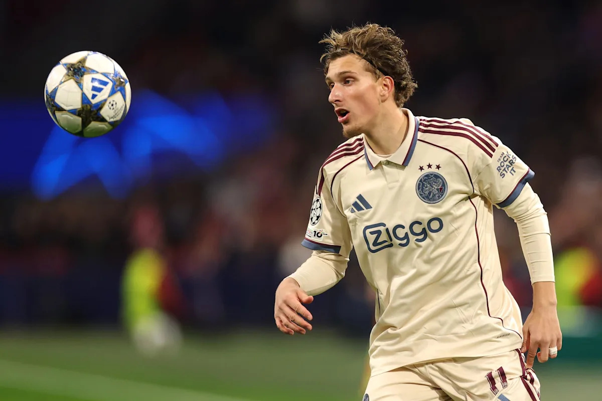 Barcelona among top clubs who scouted 20-year-old Ajax attacking prodigy – report