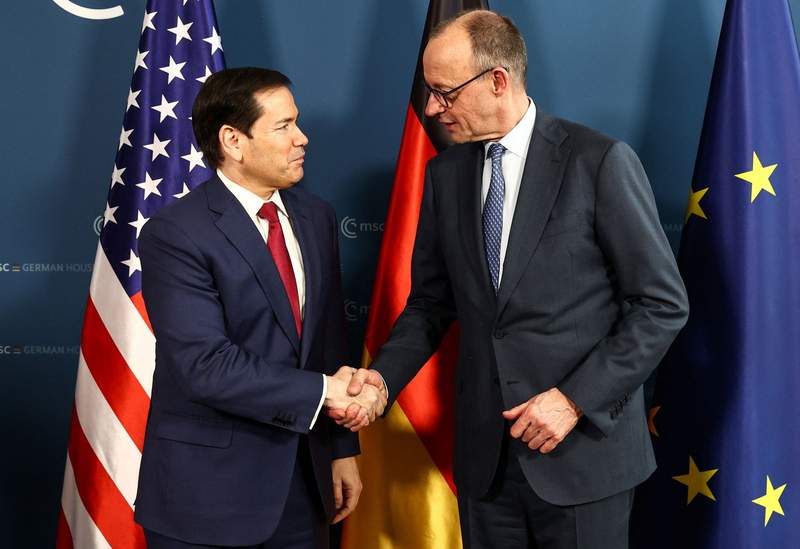 Washington thanks Germany for treating US Ebola patient in Berlin