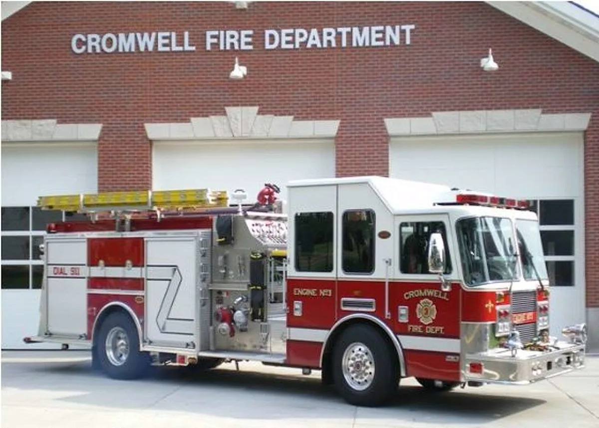 Cromwell hotel on Berlin Road evacuated due to laundry room fire, chief says