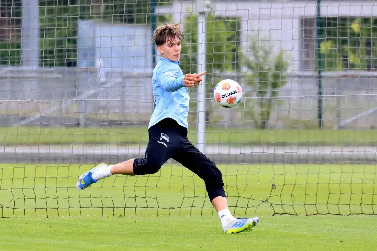Kennet Eichhorn rejects Liverpool offer