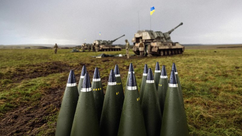 Denmark pledges 15,000 long-range artillery rounds for Ukraine
