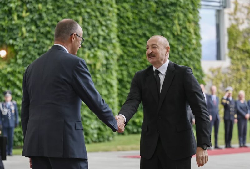 News about - Berlin hosts official welcome ceremony for Azerbaijani president -  PHOTO 