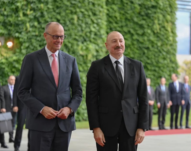 News about - Berlin hosts official welcome ceremony for Azerbaijani president -  PHOTO 
