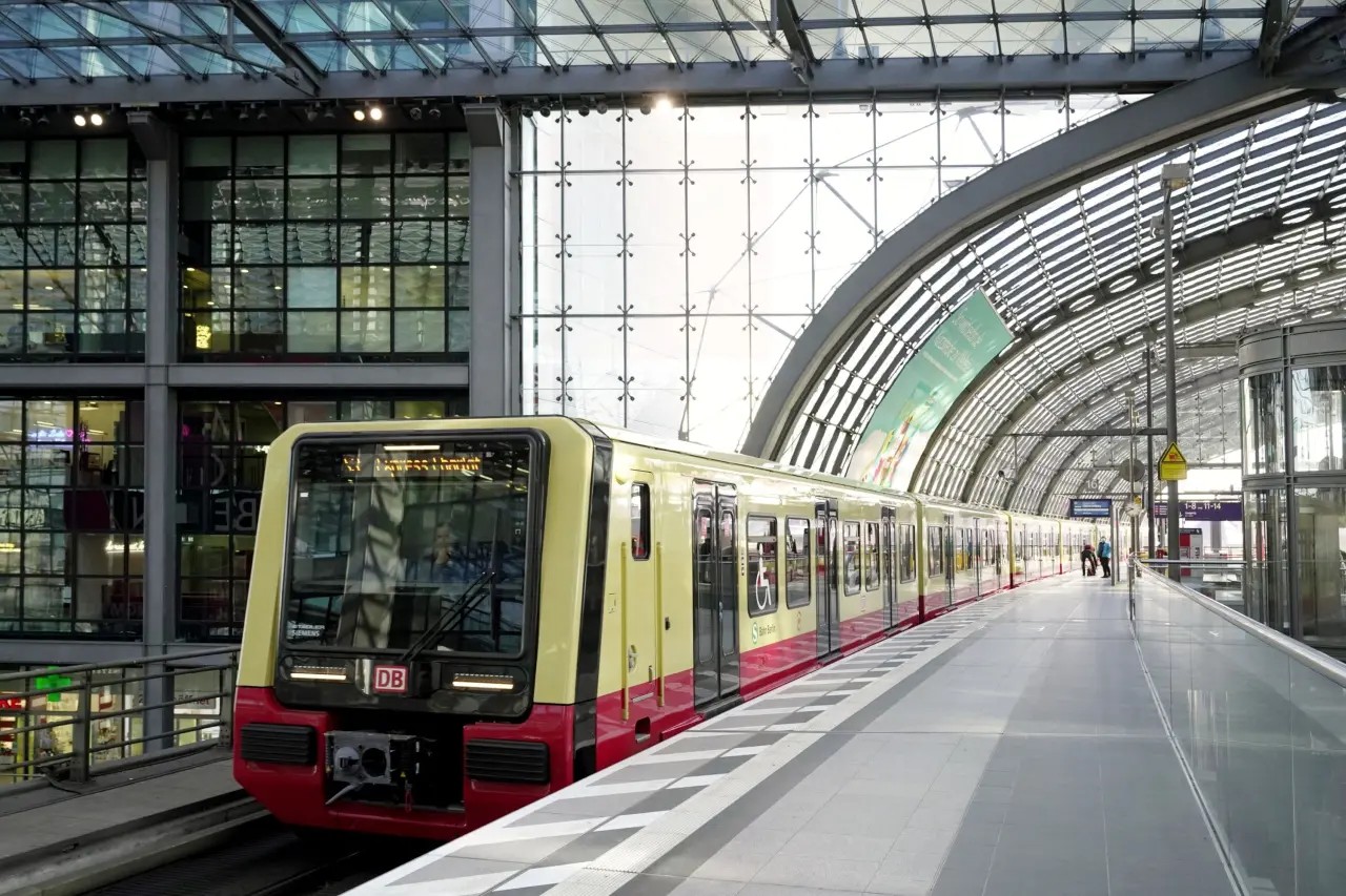 Siemens and Stadler will deliver 350 trains for the Berlin S-Bahn