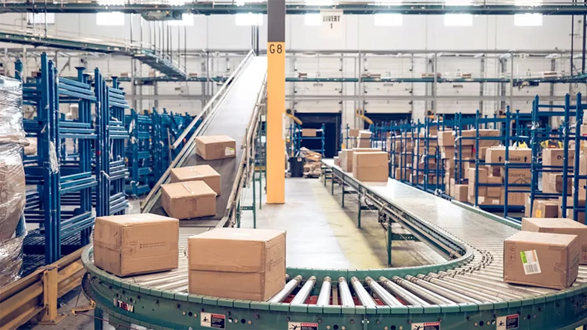 Maersk to run $100M Boston fulfillment center for large retailer