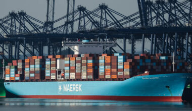 Maersk, Hapag-Lloyd Resume Red Sea Service Despite Fresh Security Concerns
