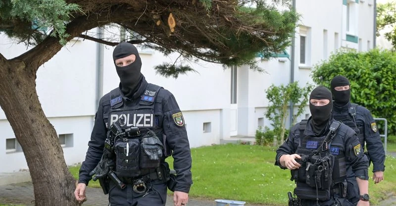 Berlin arrests two Iraqis over ISIS links - Shafaq News
