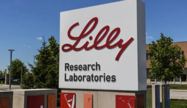 How Does LLY's Q2 GLP-1 Portfolio Performance Stack Up Against NVO's?
