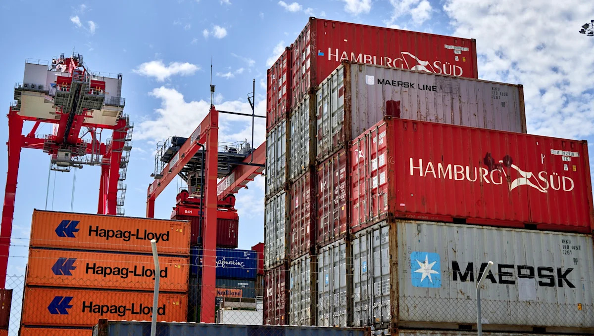 Maersk, Hapag-Lloyd Flag Strong Demand from Asia, but Port Infrastructure is Buckling