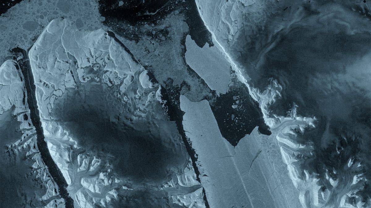 Satellite sees Greenland's most significant floating ice loss in over a decade