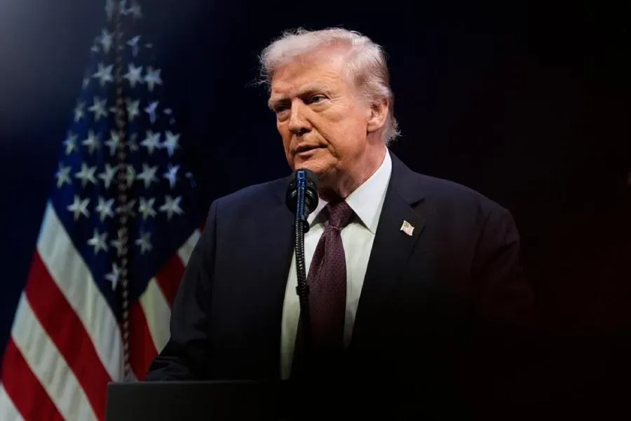 Trump colors Canada and Greenland in US colors – PHOTO — TodayPress.tv