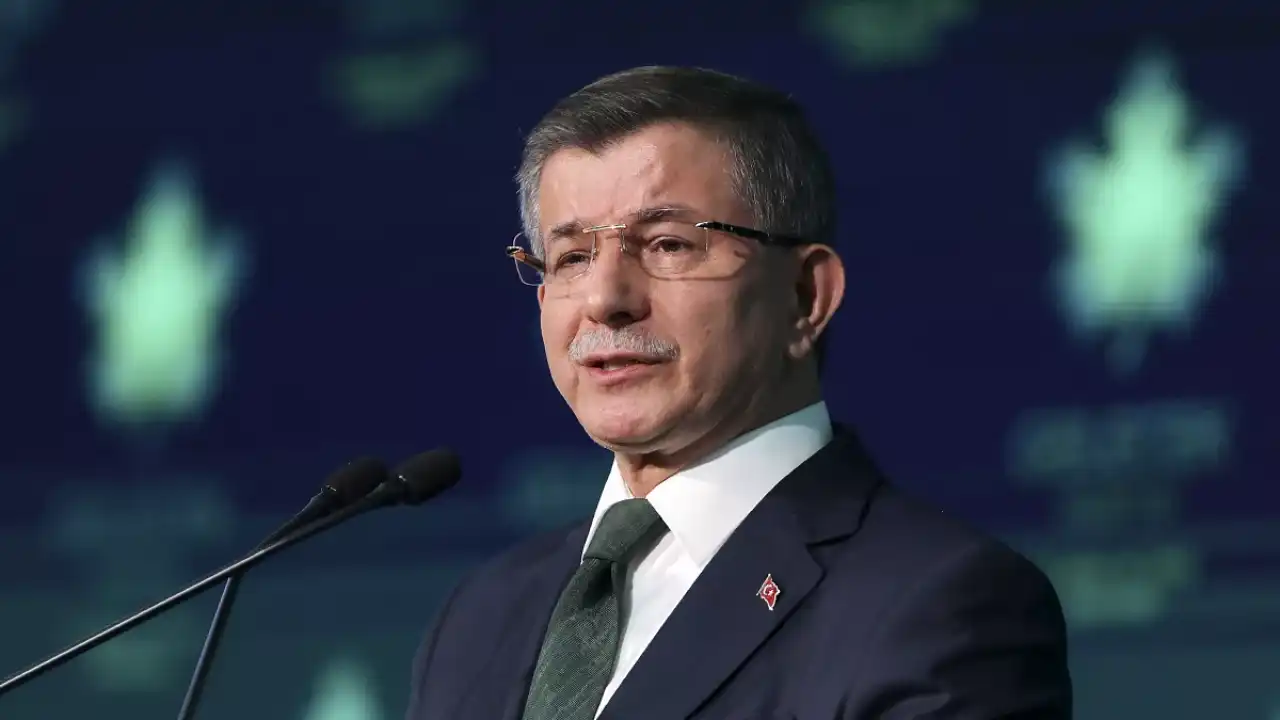 Former PM Davutoğlu investigated for ‘insulting Erdoğan’ in 2021 remarks