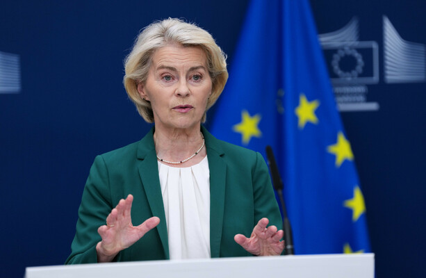 Only Greenland and Denmark can decide Greenland's future, says EU chief