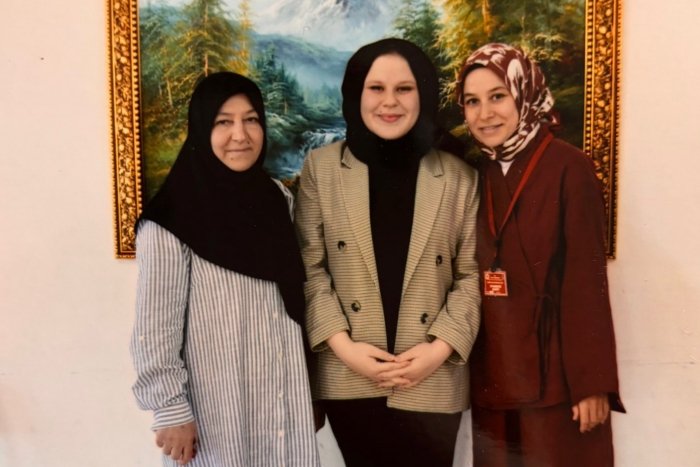 Daughter’s grief highlights plight of ailing Gülen-linked prisoners in Turkey