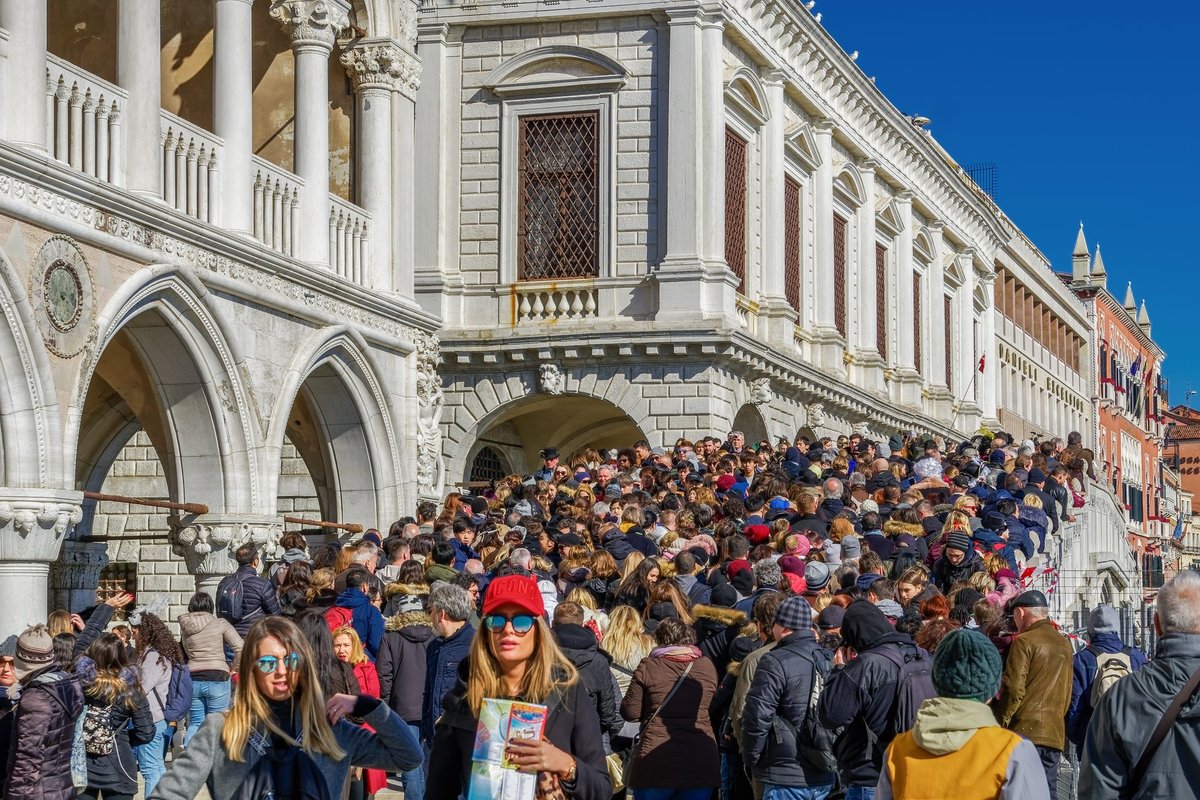 Veneetsia päevareisijate tasu naaseb 2026. aastal. Vaata, millal tuleb turistidel maksu maksta