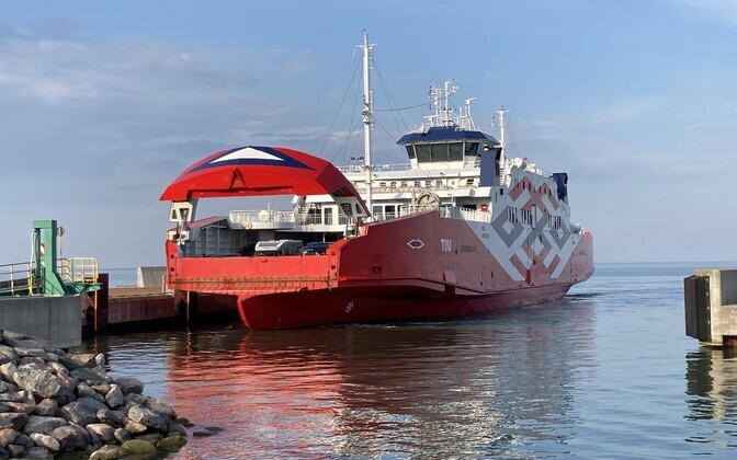 Ministeerium ei plaani suursaarte püsielanike parvlaevasoodustusi laiendada | Eesti