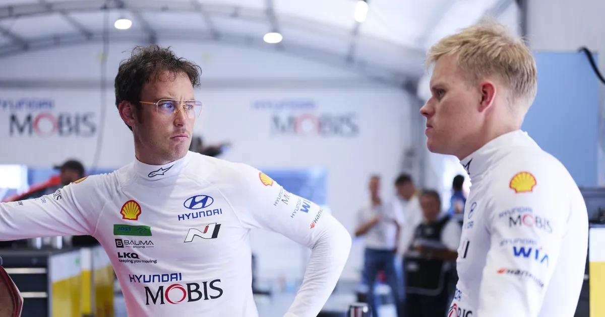 VIDEO ⟩ Tänak testis järgmise ralli eel erinevaid autosid
