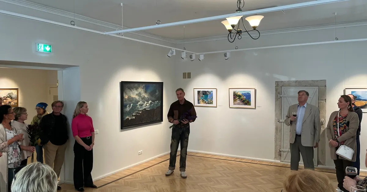 GALERII ⟩ Eile avati Mart Sanderi maalinäitus "Grand Tour" Raegaleriis
