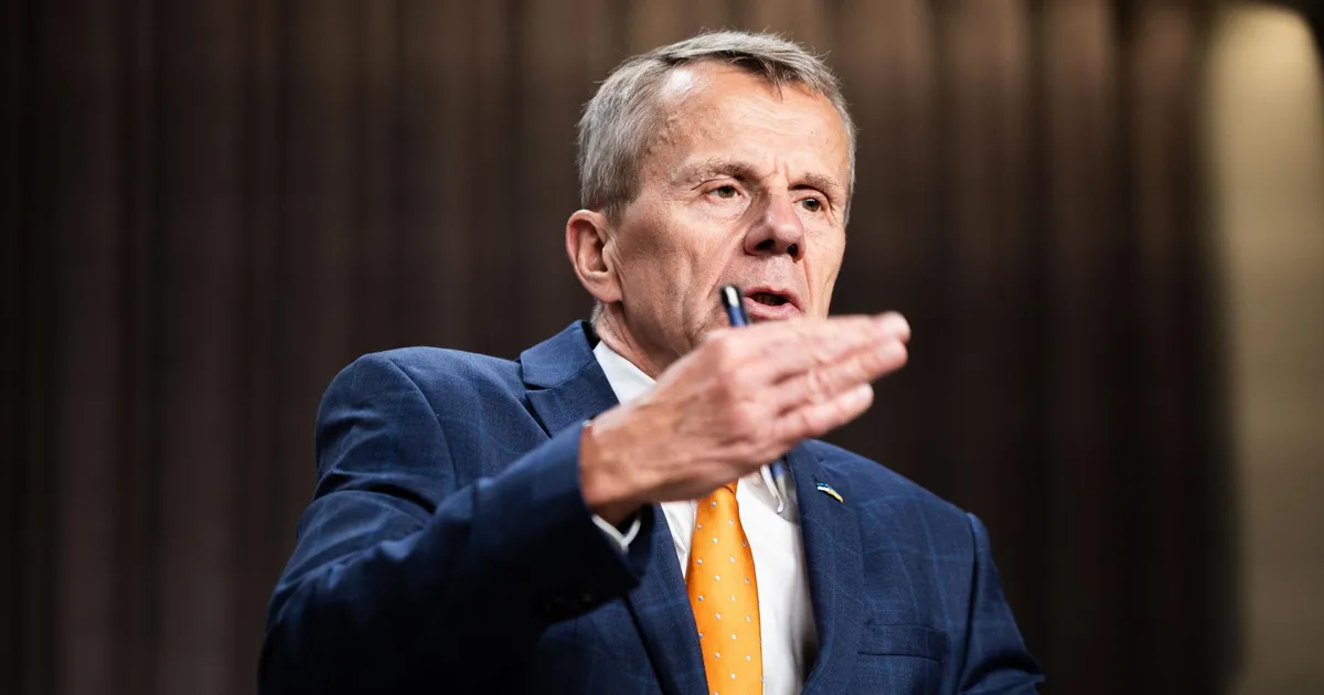 NÄDALA NÄGU ⟩ Kunagine kärpekrokodill kiitis heaks eelarveaugu - Postimees