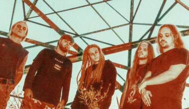 Kodumaine metal-bänd Intrepid avaldas VHS-kaameraga filmitud video tuurielust