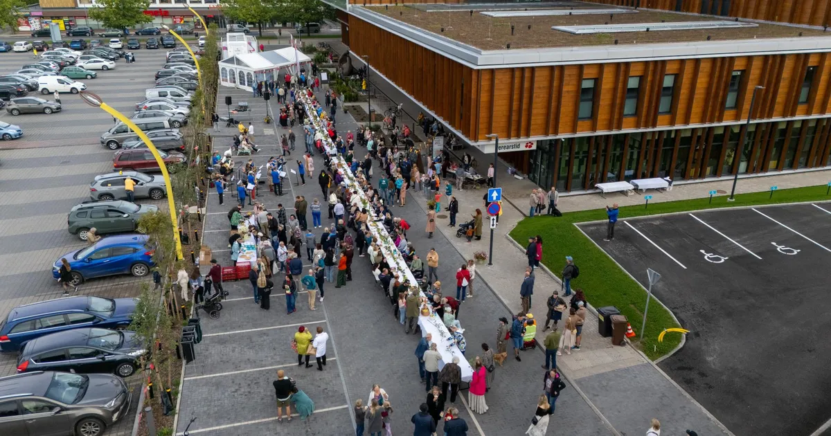 Pikk laud jäi sünnipäevalistele lühikeseks