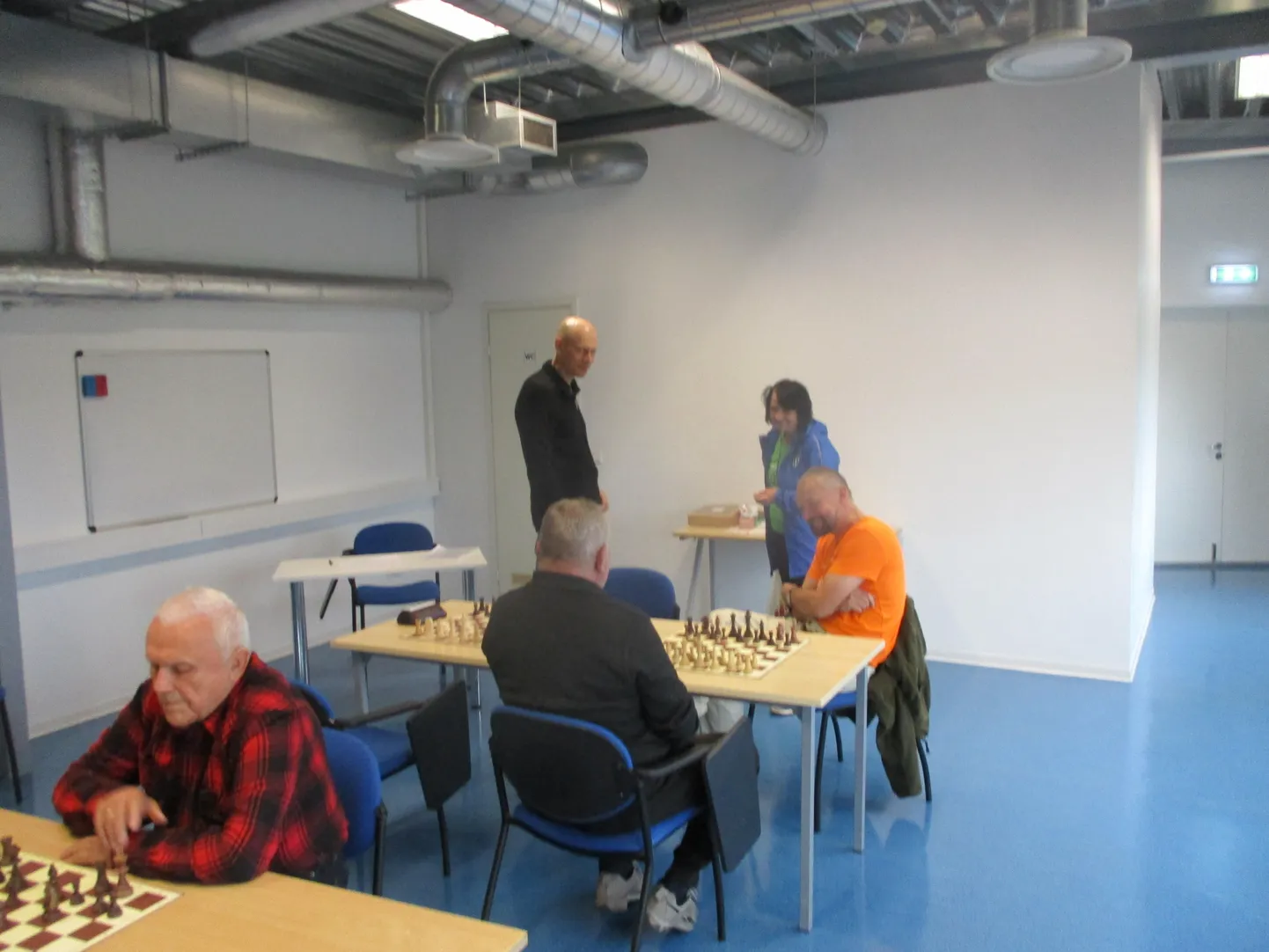 Malevõistlus kulges tasavägiselt.