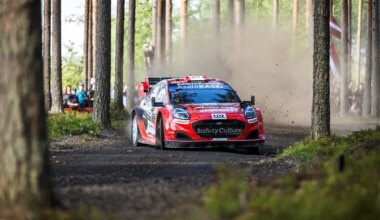 VIDEO ⟩ Läti ralliäss tegi kodumaal karmi avarii