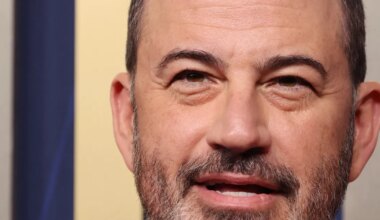 VIDEOD ⟩ Jimmy Kimmel naasis eetrisse: pisarad, vastupanu ja Trumpi rünnakud - Elu24