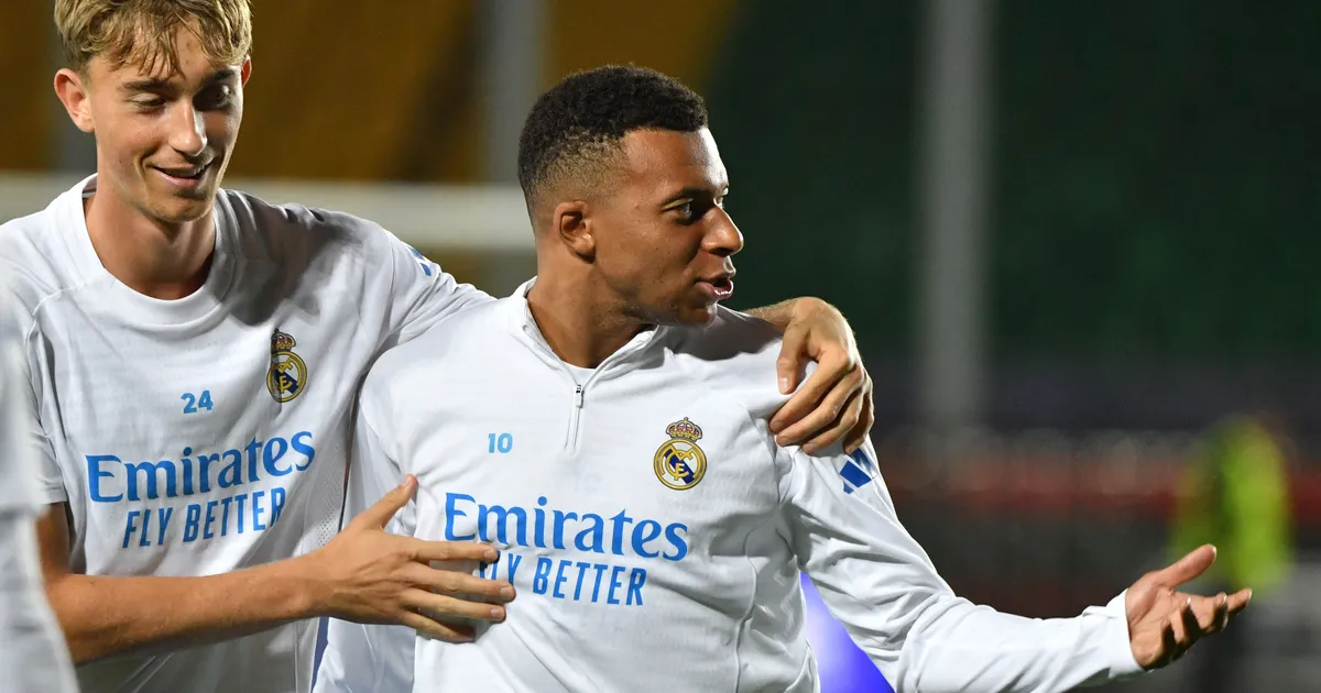 VIDEO ⟩ Kasahhi fännid läksid hulluks, kui Mbappe ja Real Meistrite liiga mänguks Almatõsse jõudsid