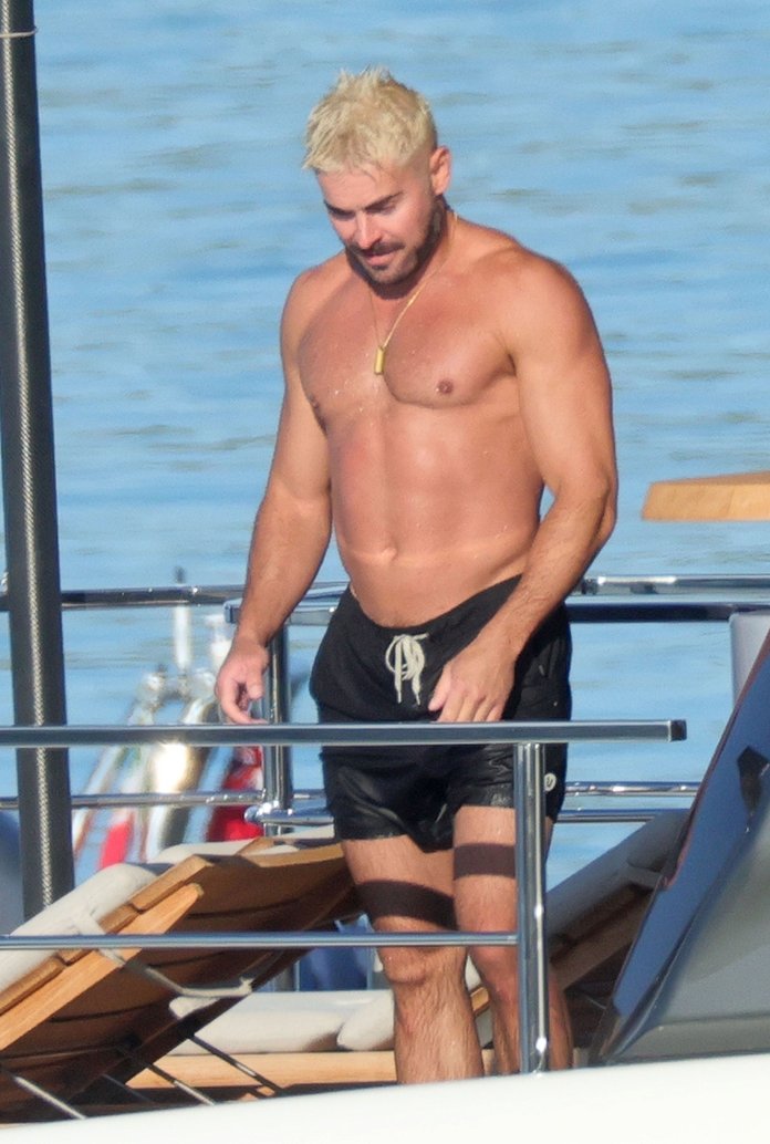 Zac Efron on tundmatuseni muutunud.