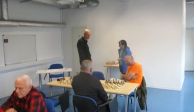 Spordiveteranid võtsid mõõtu males