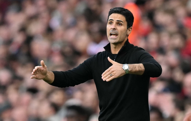 Kummaline: Arteta kaasab Arsenali treeningutele Briti õhuväe piloote