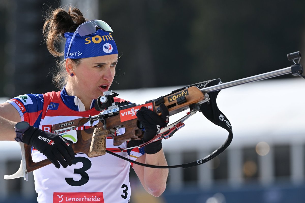 Prantsuse laskesuusaäss Julia Simon peab kohtu ette astuma