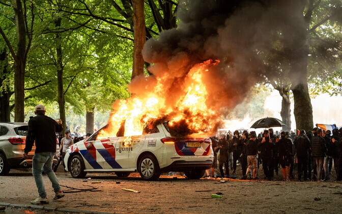 Hollandis muutus immigratsioonivastane meeleavaldus vägivaldseks | Välismaa