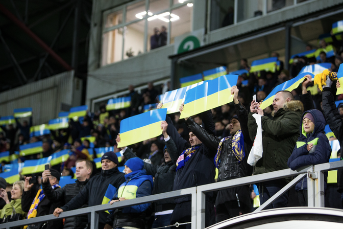Jalgpalliliidu avaldus: Eesti eest, Ukraina poolt ja Venemaa vastu | Jalgpall