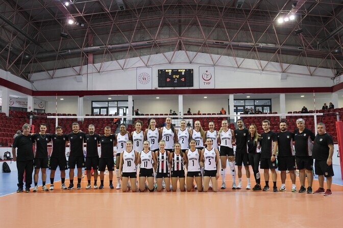 Eesti võrkpallikoondislane siirdus Türgi kõrgliigasse | Võrkpall