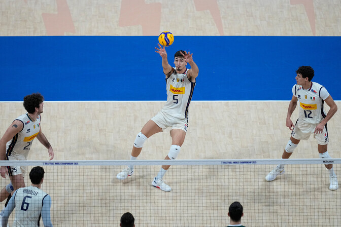 Itaalia marssis võrkpalli MM-i finaali ja kohtub Bulgaariaga | Võrkpall