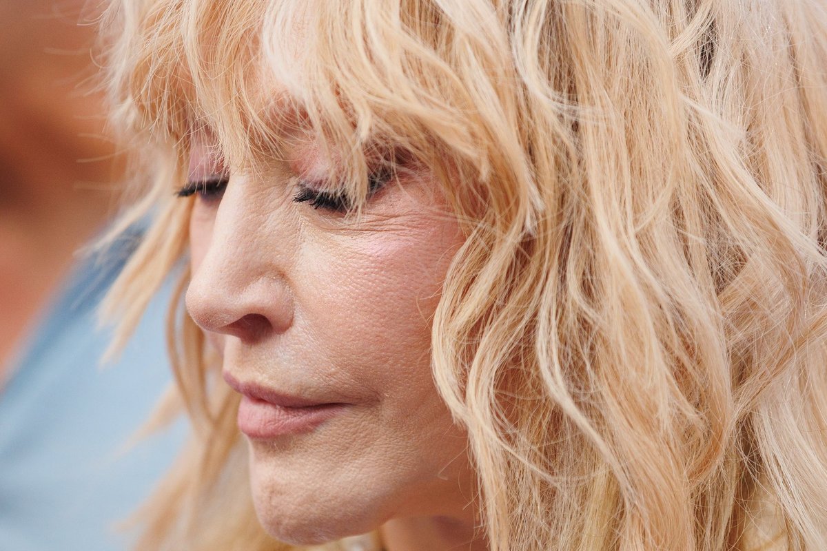 Alla Pugatšova vastas avameelse intervjuuga kaasnenud kriitikale: vajadus rääkida kadus