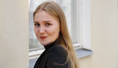 Emma Tross ärevusest: ühel hetkel sain aru, et ei ole normaalne, et oksendan iga kord enne esinemist