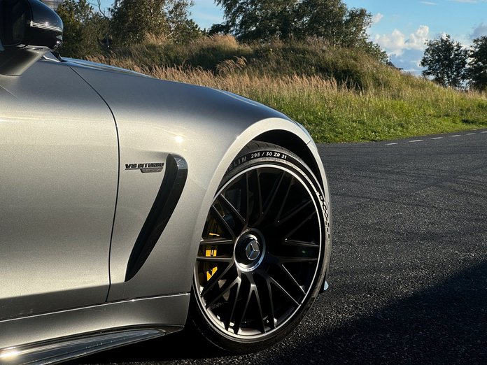 Mercedes-AMG GT 63