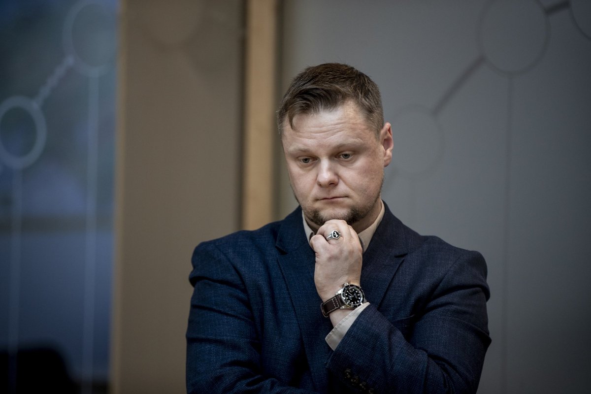 Ringkonnakohus otsustas, et terviseameti endine kommunikatsioonijuht Simmo Saar kahjustas ameti mainet