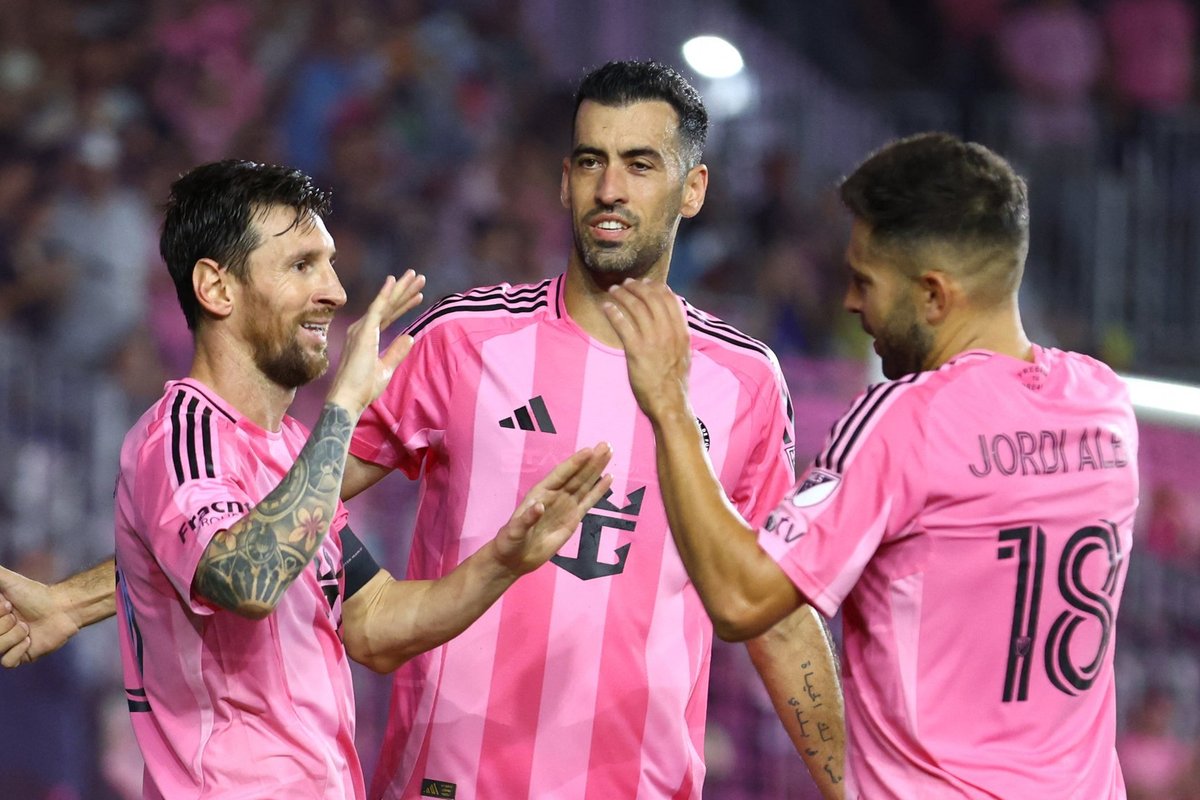 Hispaania legend Busquets lõpetab jalgpallurikarjääri