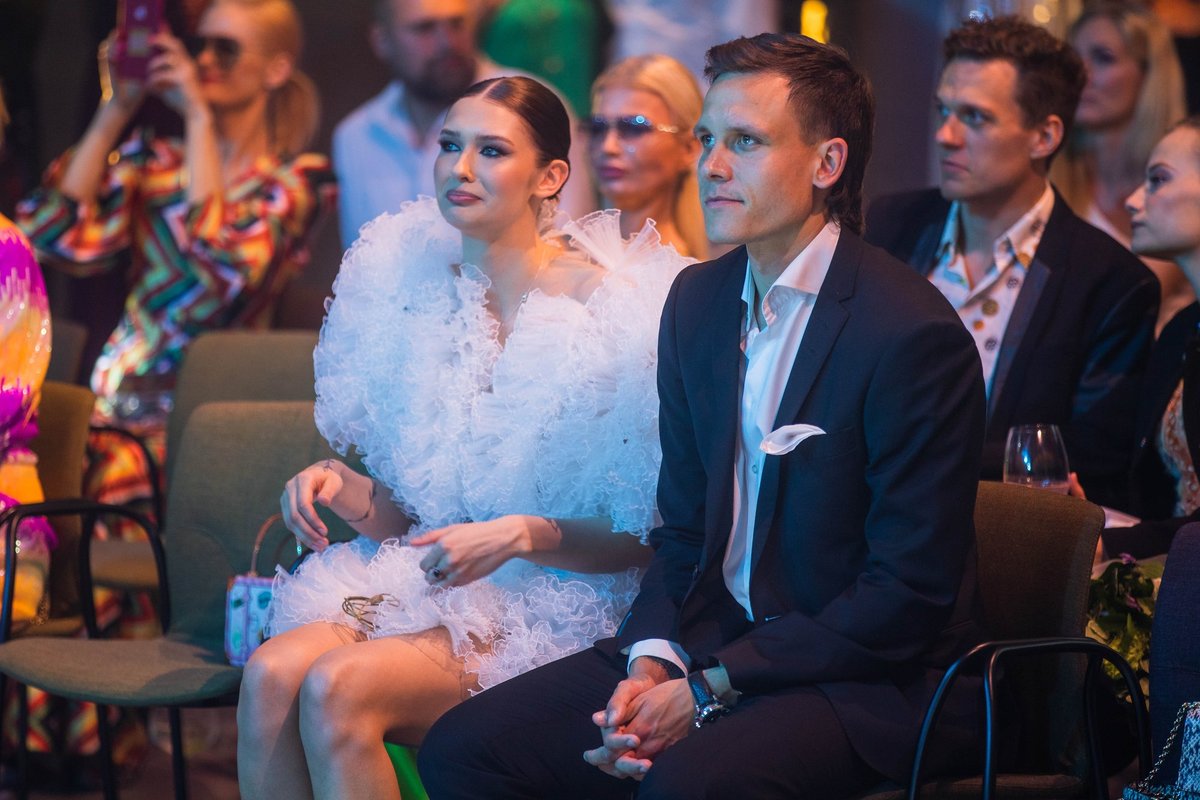 Maribel Vääna läks kallimast lahku. „Loodan, et mu ellu tuleb ühel hetkel keegi, kes on sama spontaanne ja avastushimuline kui mina“