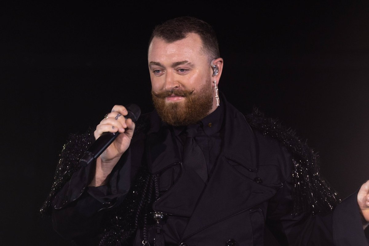 KLÕPS | Muusik Sam Smith tõi oma poiss-sõbra üle pika aja seltskonda